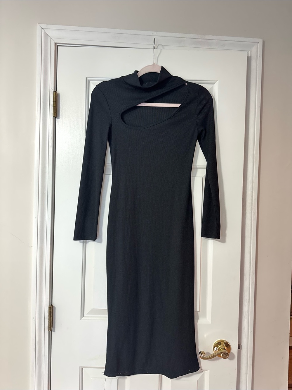 Boohoo Black Long Sleeve Midi Dress with Shoulder Cutout